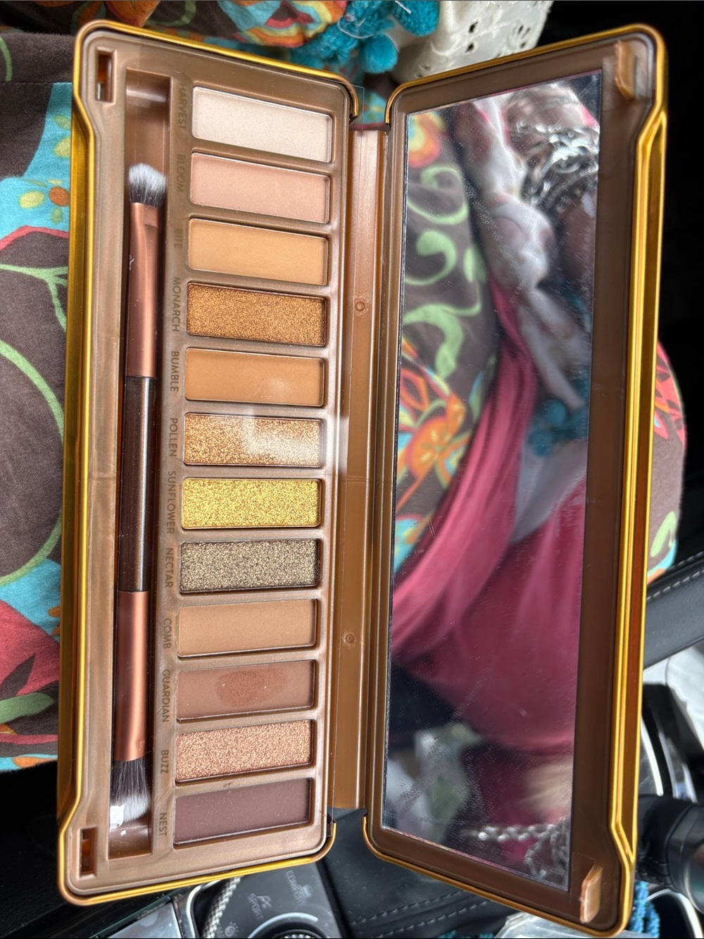 Lacura nectar Neutral & Gold Eyeshadow Palette - Warm Brown Shades
